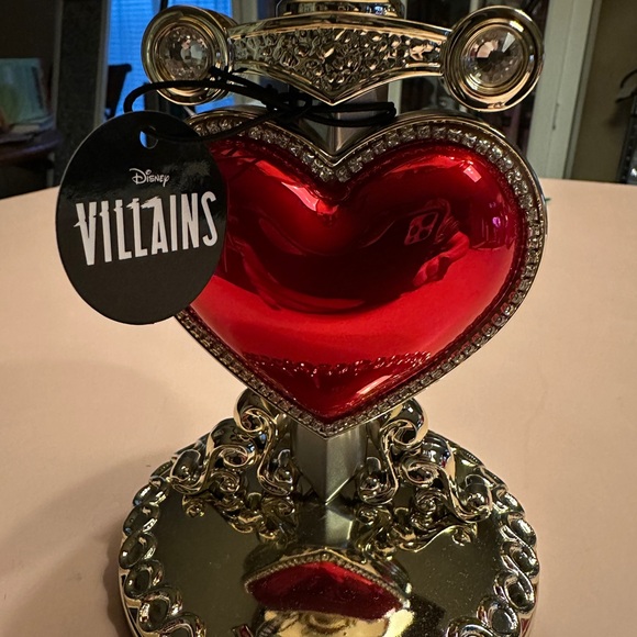 Bath & Body Works Disney Villains Heart Candle Holder - Picture 2 of 6